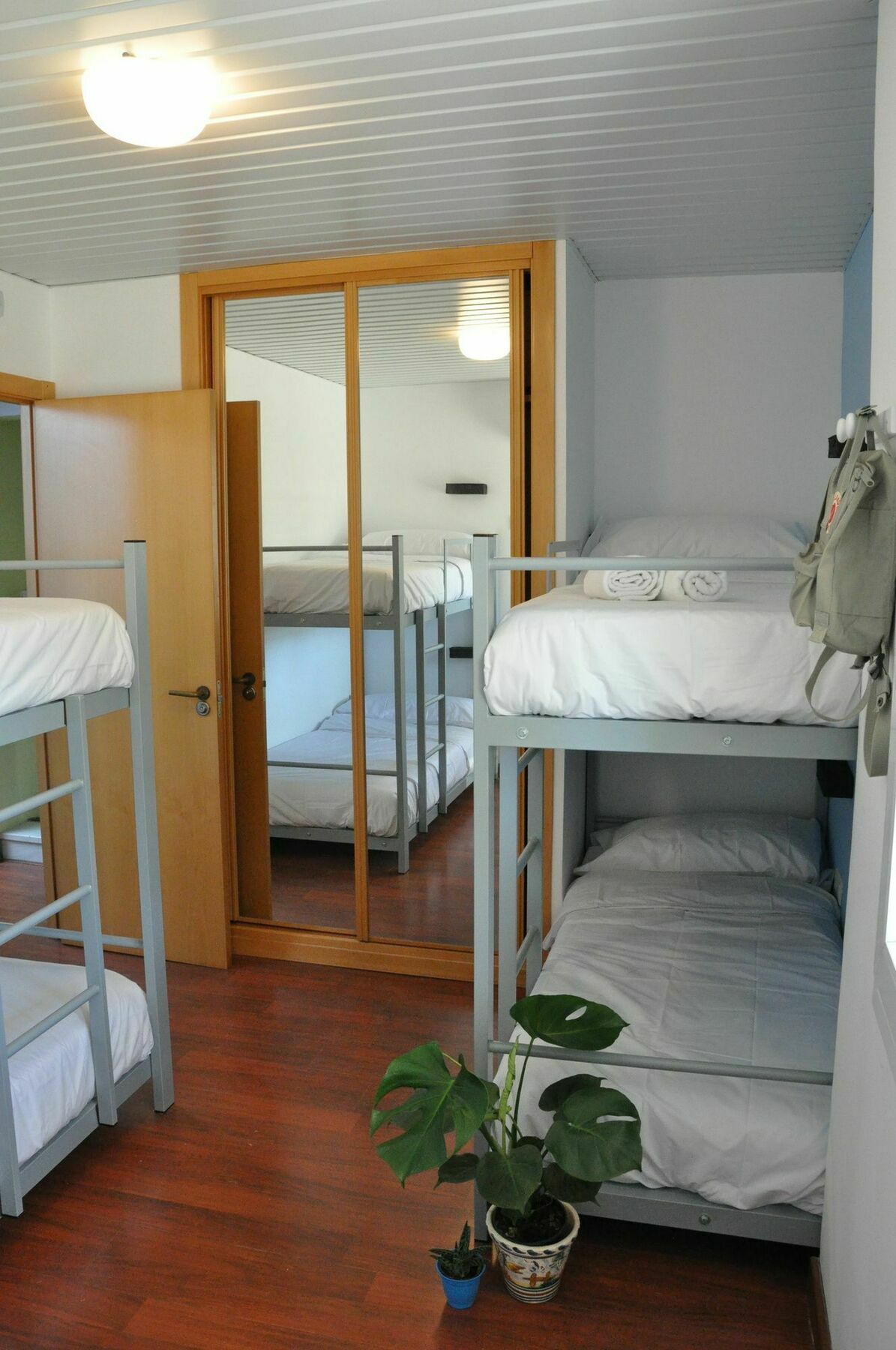 Lemon Garden Hostel Sevilla Exterior photo