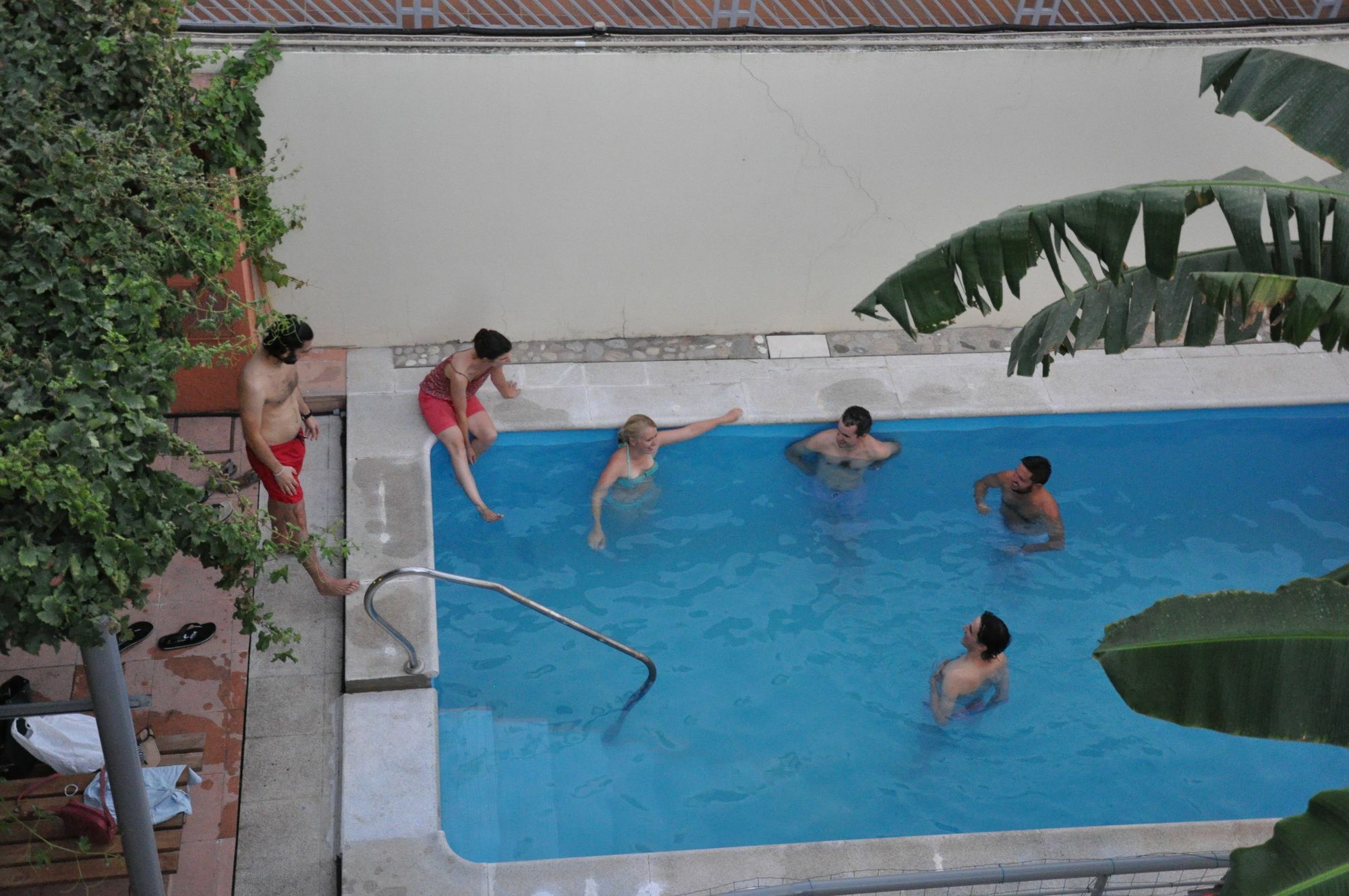 Lemon Garden Hostel Sevilla Exterior photo